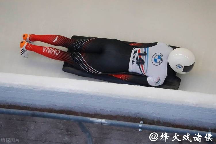 从钢架雪车赛道飞驰而下的0.1秒背后,是这位中国小伙从零开始拼来的奥运荣耀 从钢架雪车赛道飞驰而下的0.1秒背后,是这位中国小伙从零开始拼来的奥运荣耀