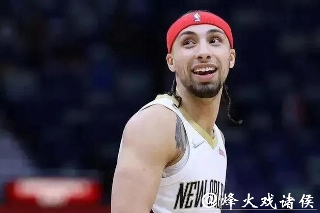 官宣:鹈鹕提前续约阿尔瓦拉多 新合同2年900万